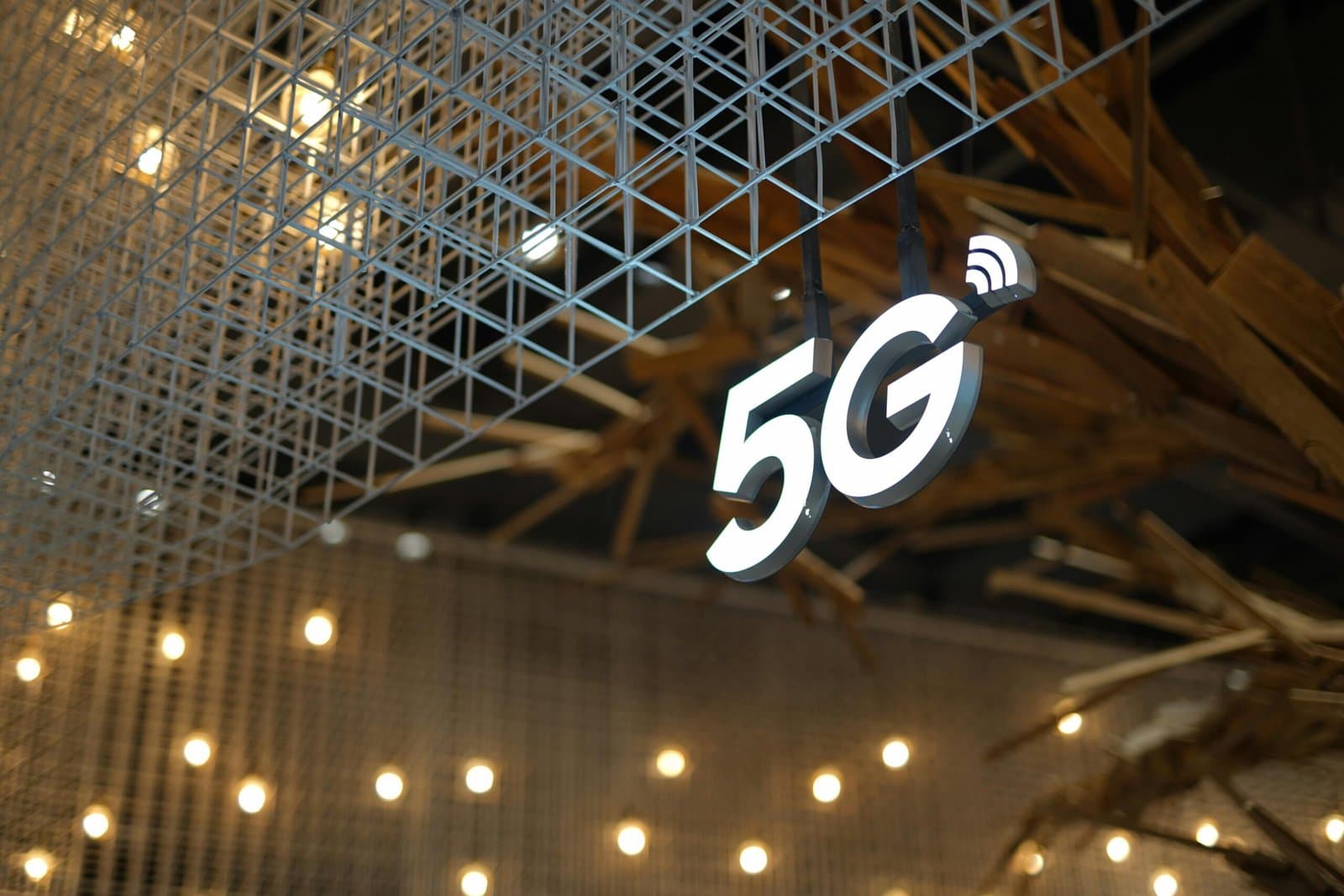A revolução do 5G: como a nova geração de conectividade está transformando negócios e sociedade